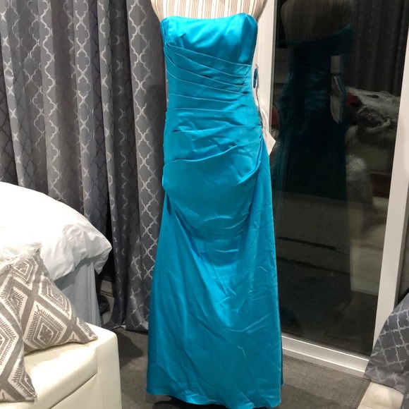 David's Bridal Dresses & Skirts - NWT David’s Bridal Satin Strapless Front and Back Pleated long dress